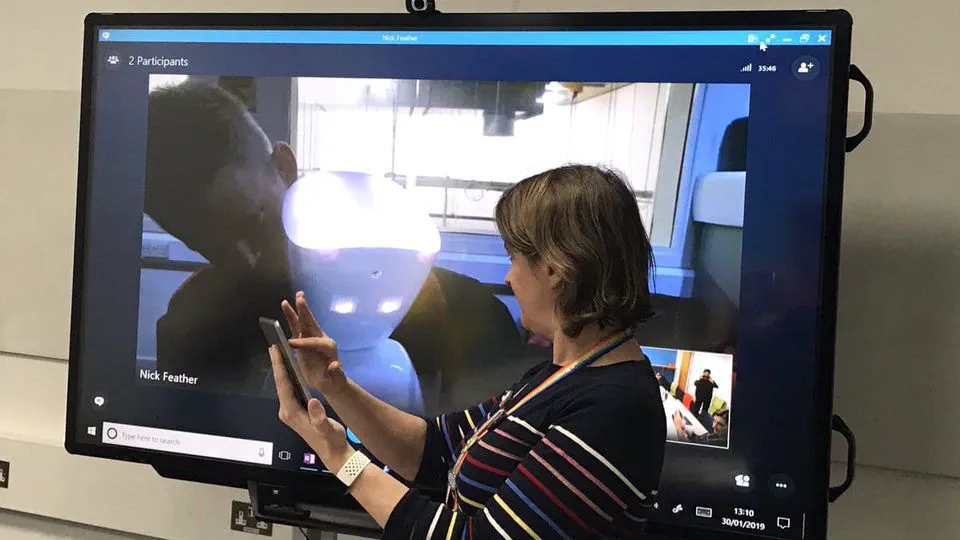 A technical perspective on a telepresence robot